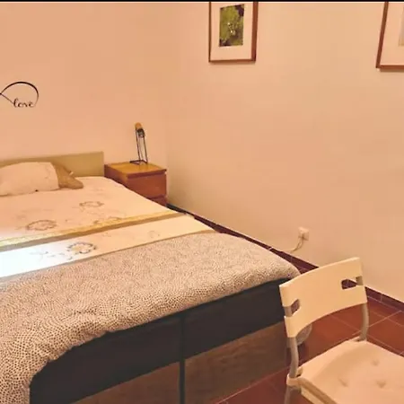 Private Double In T4 Privatunterkunft Almada